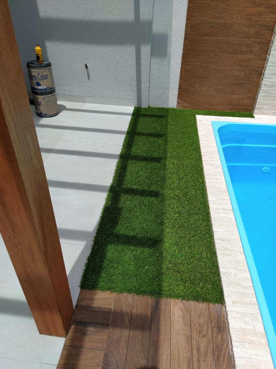 gallery grid image